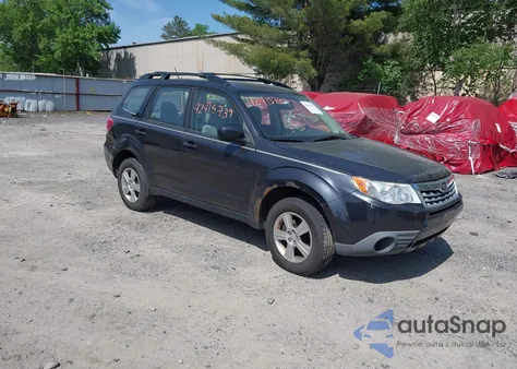 2013 Subaru Forester 2.5X z USA, uszkodzony, nr VIN JF2SHABC4DH420495